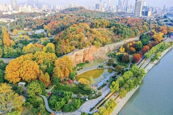 石头城遗址公园。图片来源:视觉中国